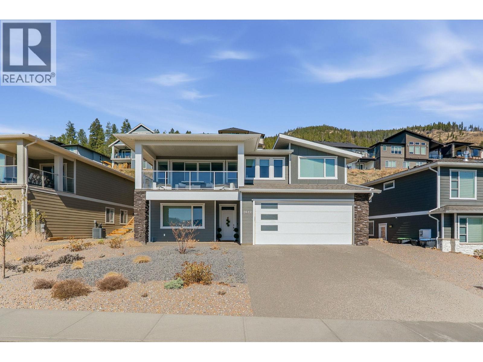  2612 Paramount Drive, West Kelowna