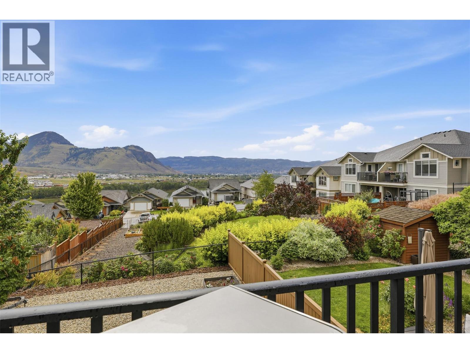 #48 900 Stagecoach Drive - 19