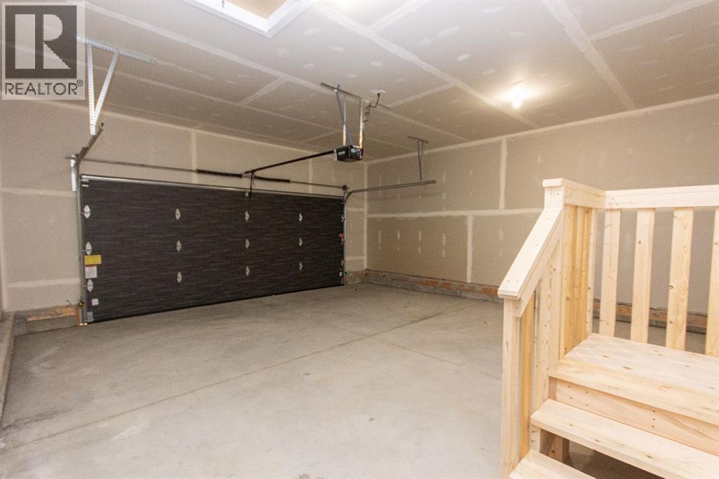 4425 53 Street - 39