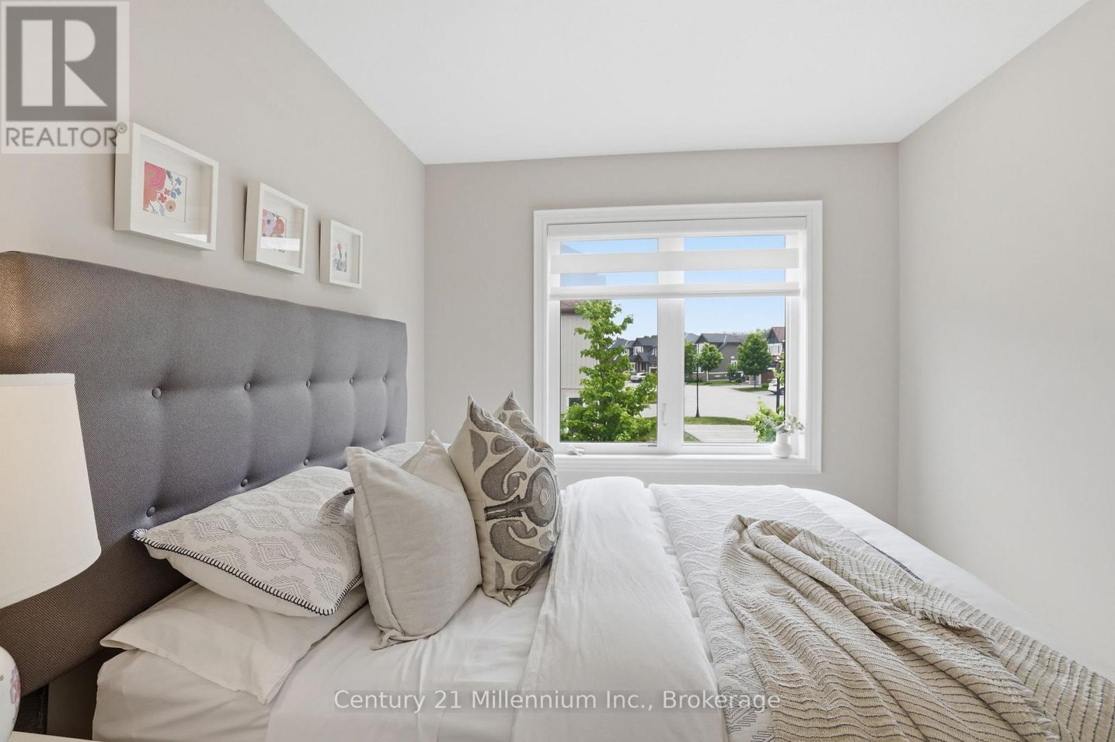46 GREAVES AVENUE - 21