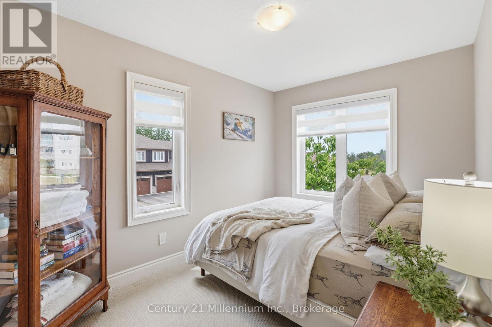 46 GREAVES AVENUE - 23