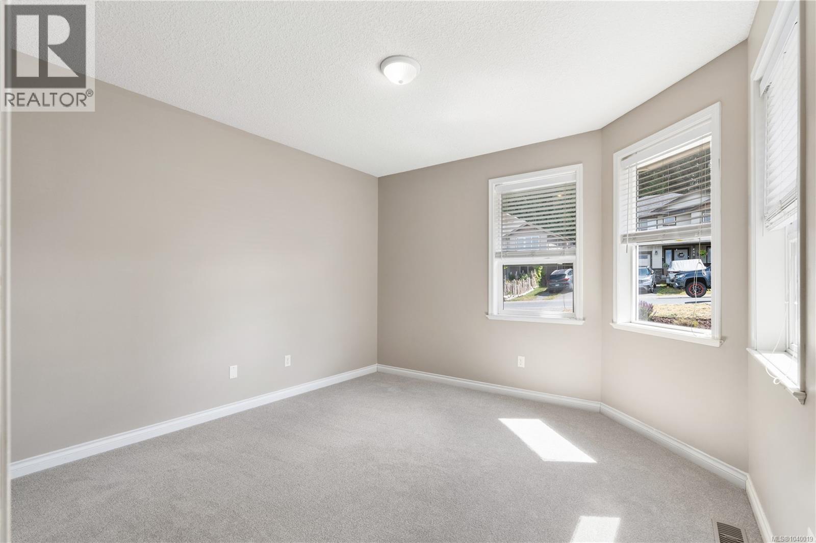 456 Alpen Way - 29