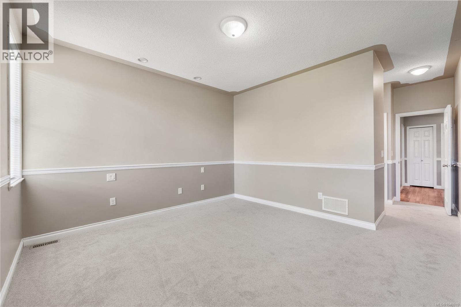 456 Alpen Way - 32
