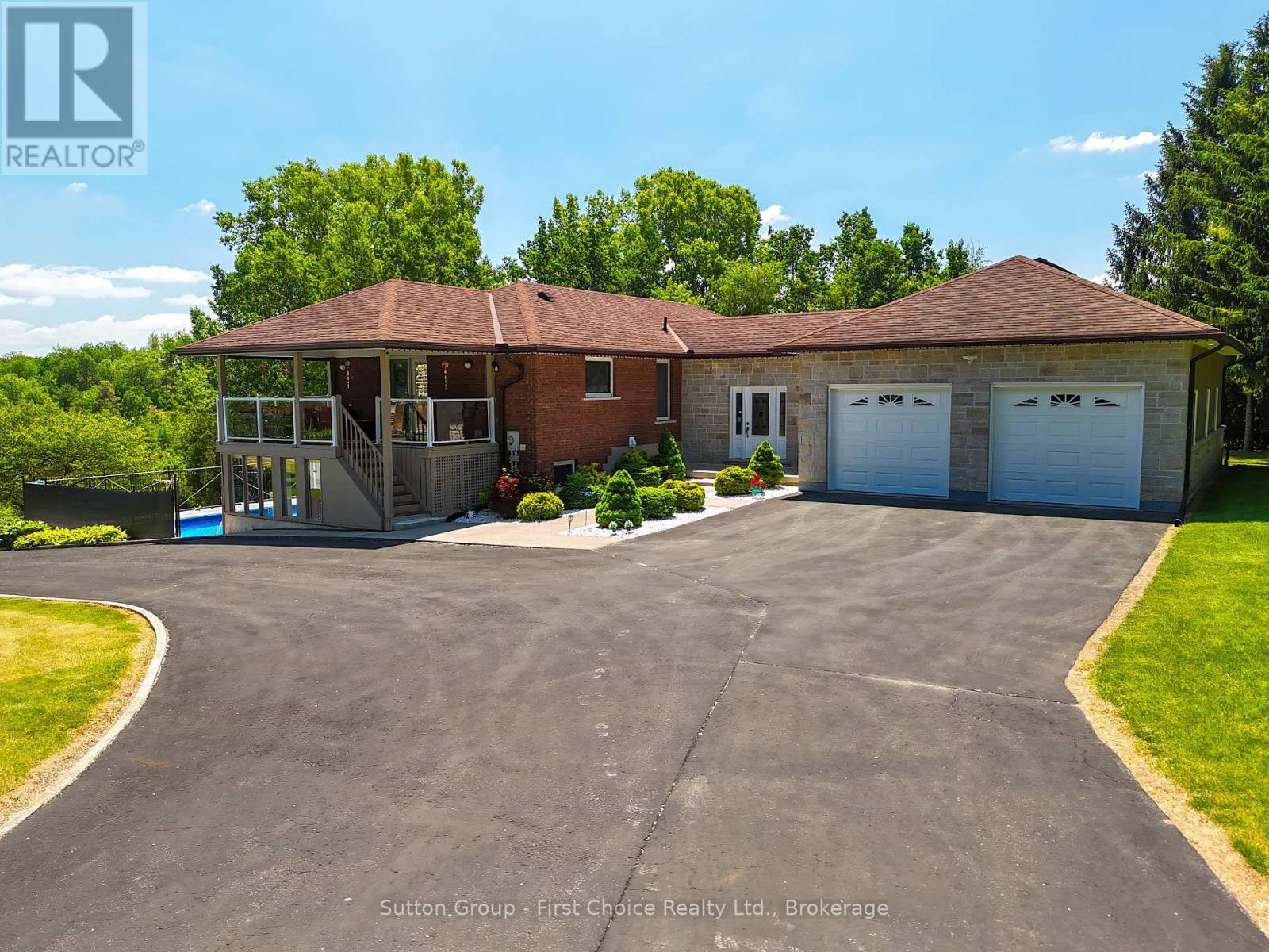 276 MECHANIC STREET W - 2
