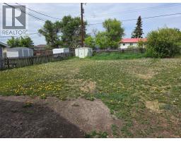 700 99 Avenue, Dawson Creek, BC V1G1T4 Photo 14