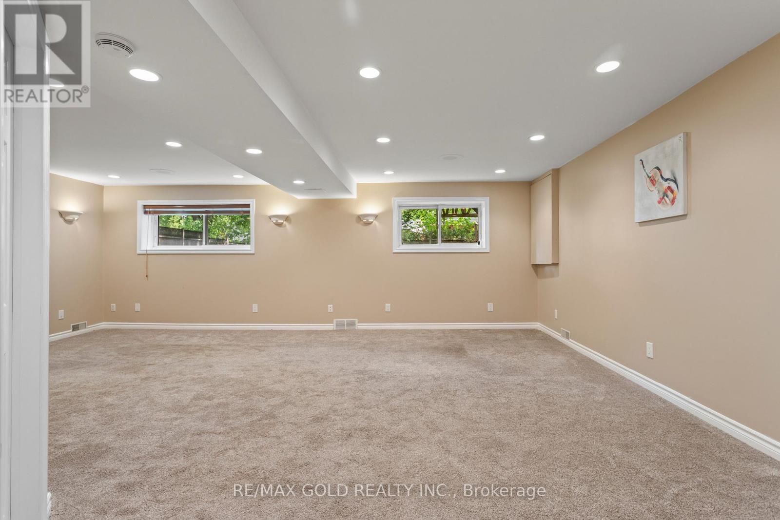 1588 ALDERSBROOK ROAD - 27