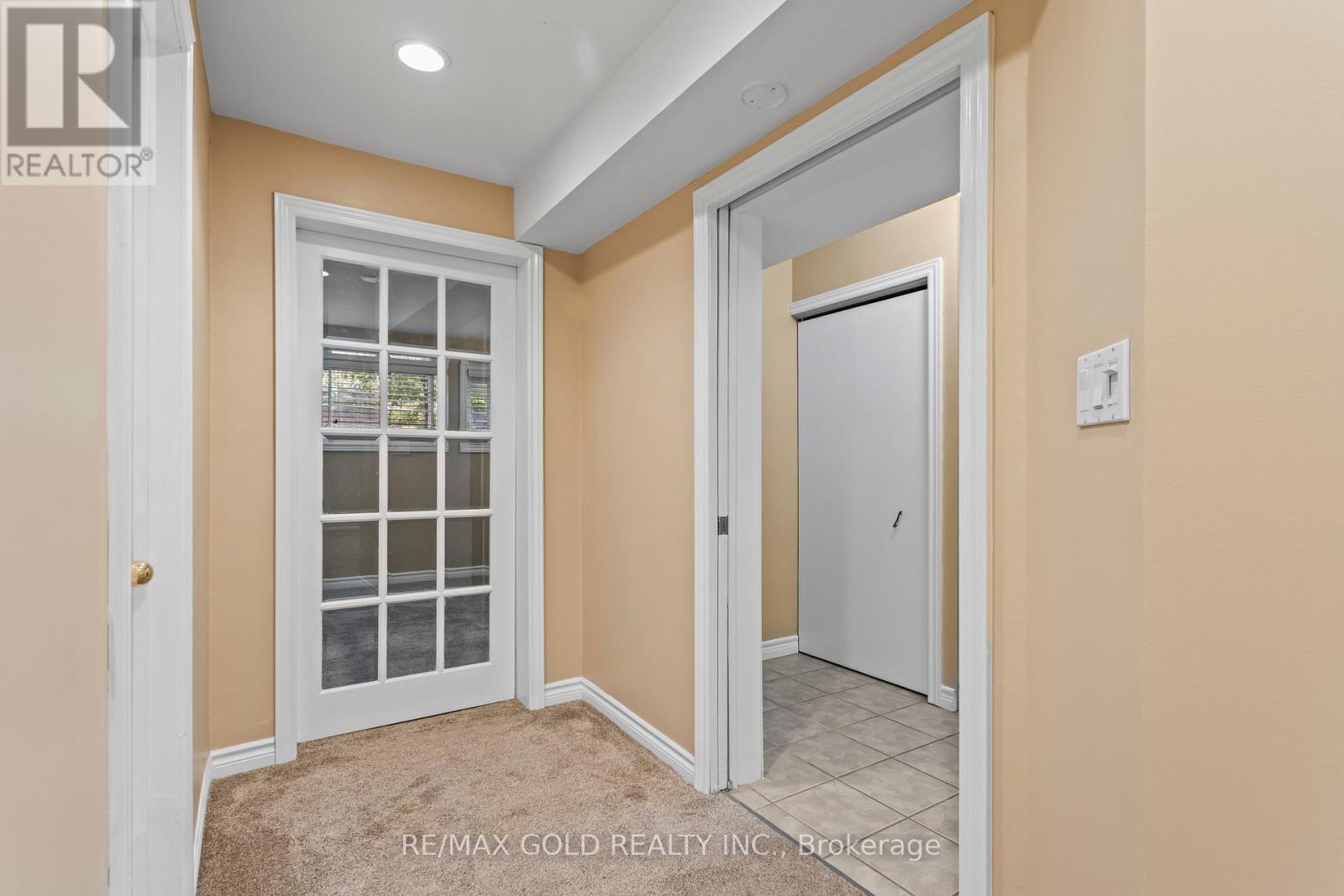 1588 ALDERSBROOK ROAD - 32