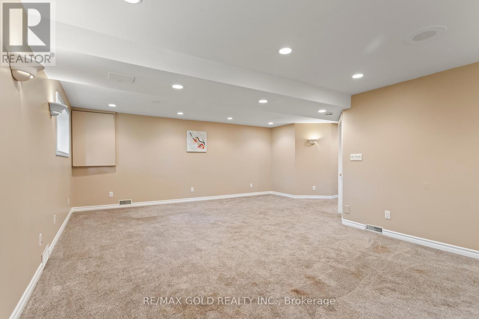 1588 ALDERSBROOK ROAD - 30