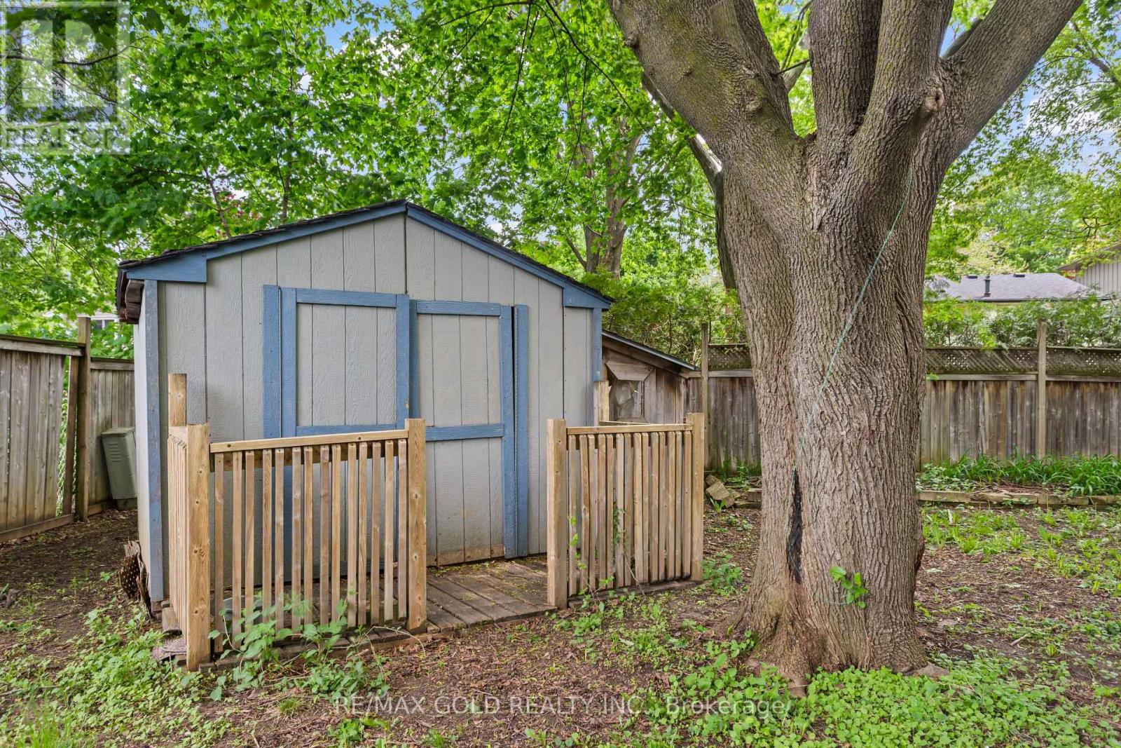 1588 ALDERSBROOK ROAD - 45