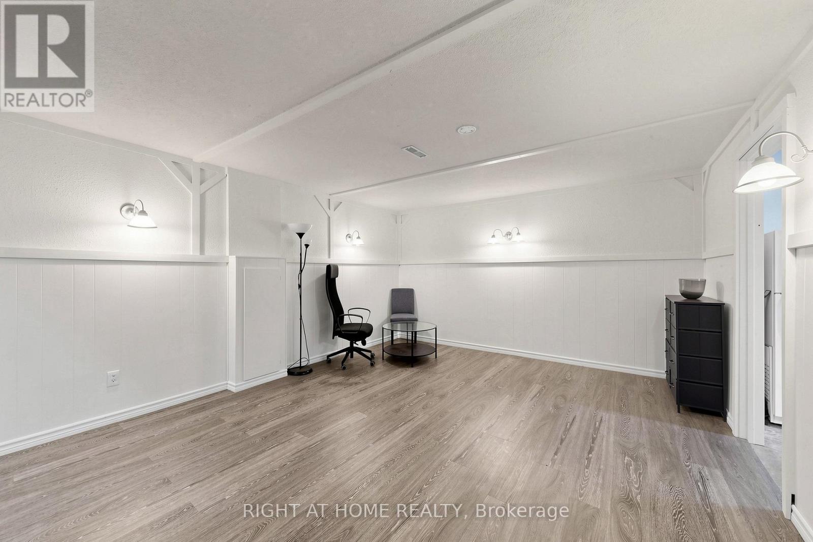 310 SHAMROCK COURT - Image 24