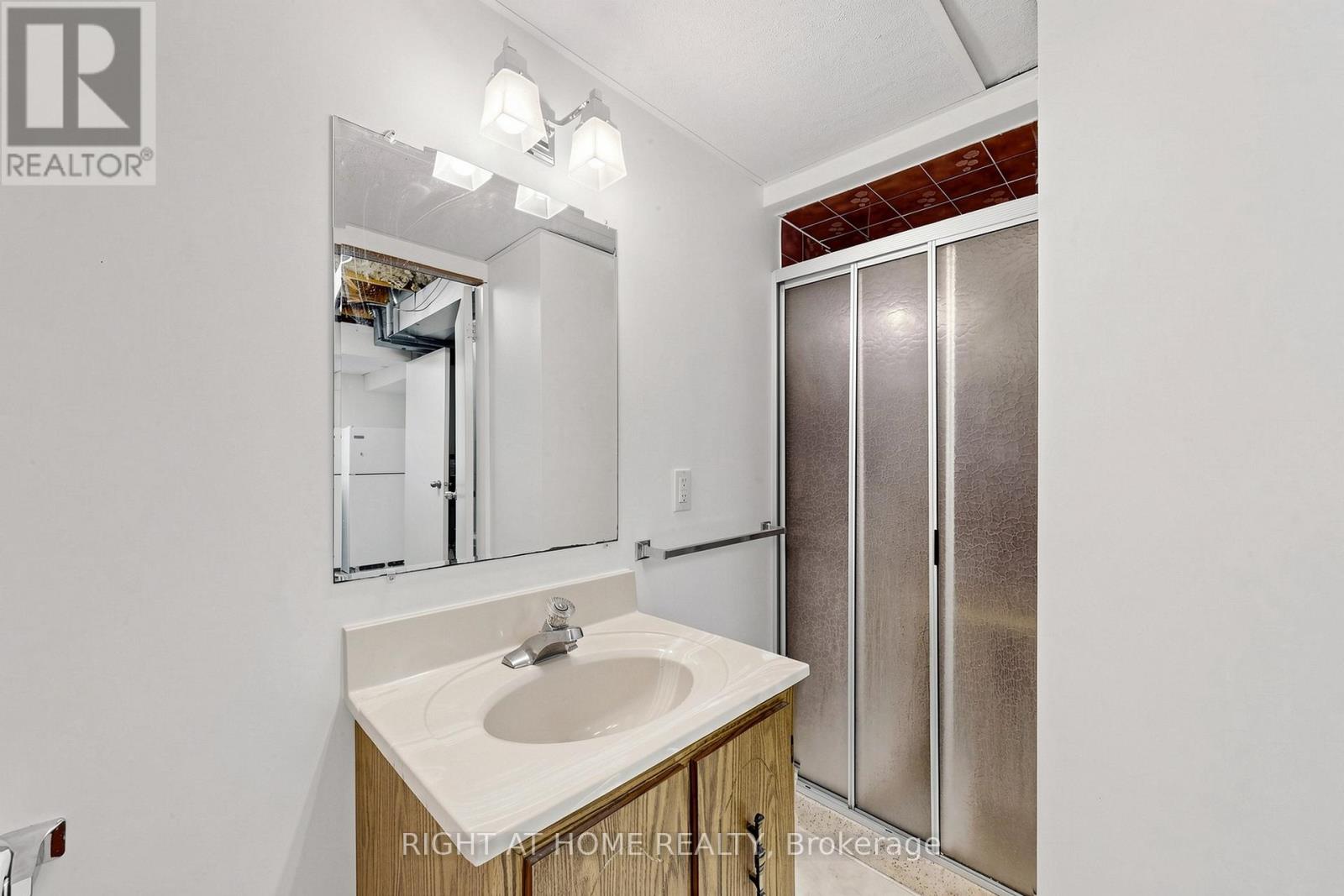 310 SHAMROCK COURT - Image 28