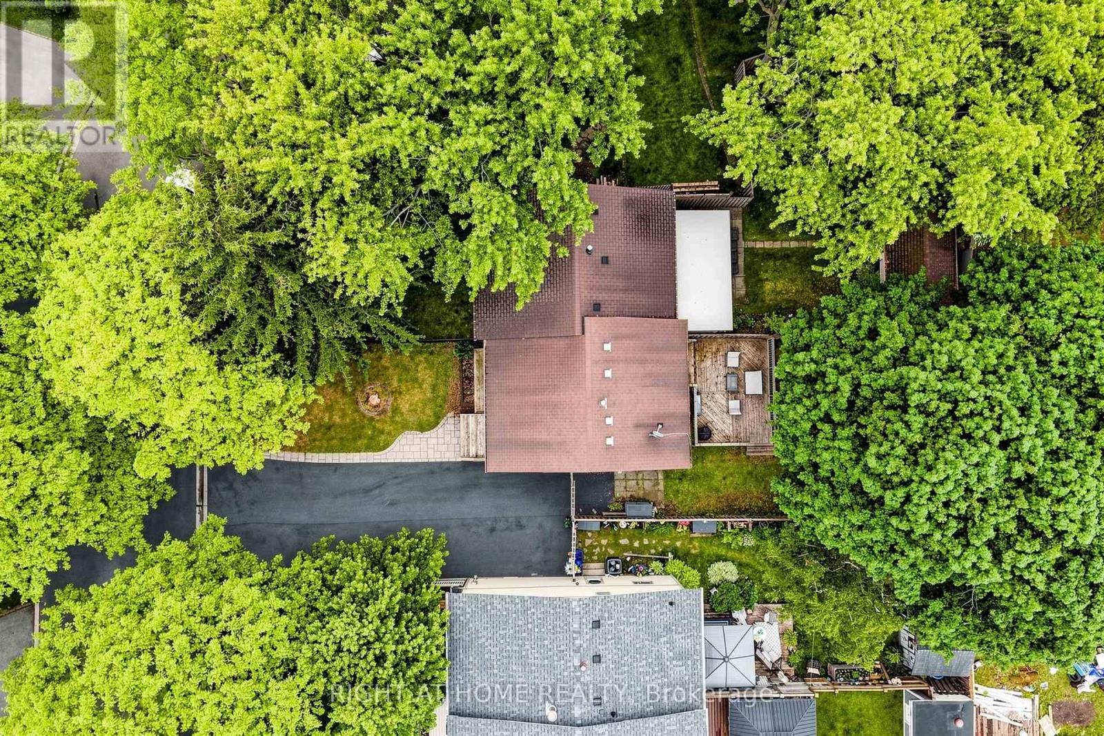 310 SHAMROCK COURT - Image 34