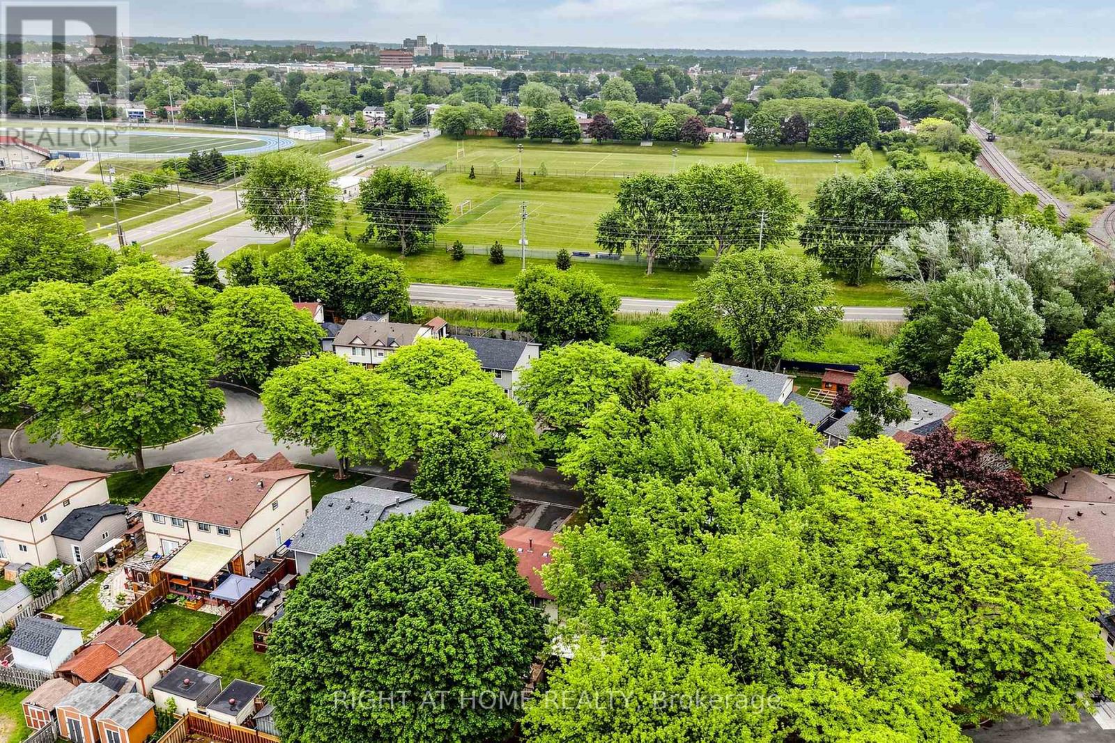 310 SHAMROCK COURT - Image 35