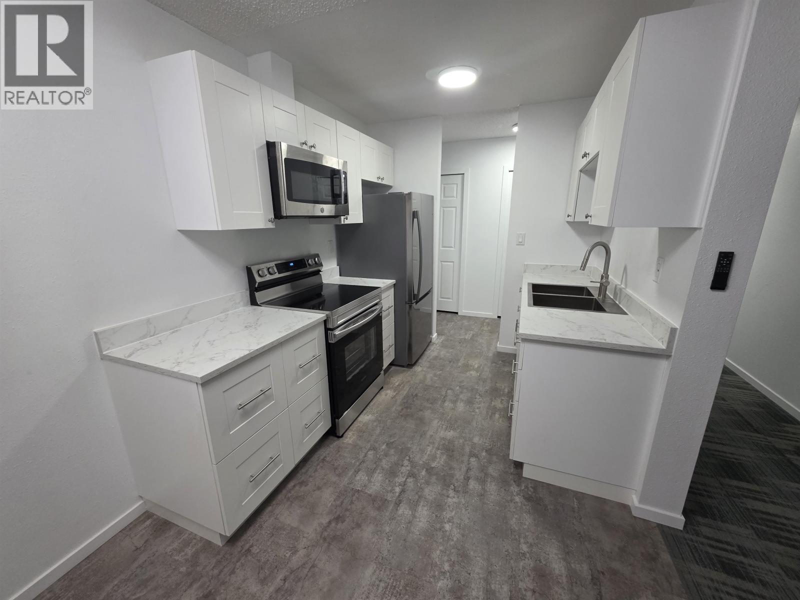 #1312 2607 PEAR STREET - 4