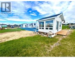16 Du Campeur, Chiasson Office, NB E8S2S8 Photo 6