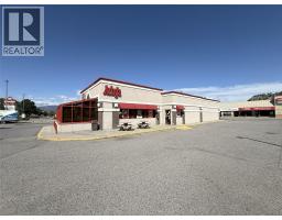 16 2070 Harvey Avenue, Kelowna, BC V1Y8P8 Photo 7