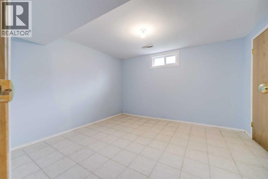 461 Main Street — photo 30
