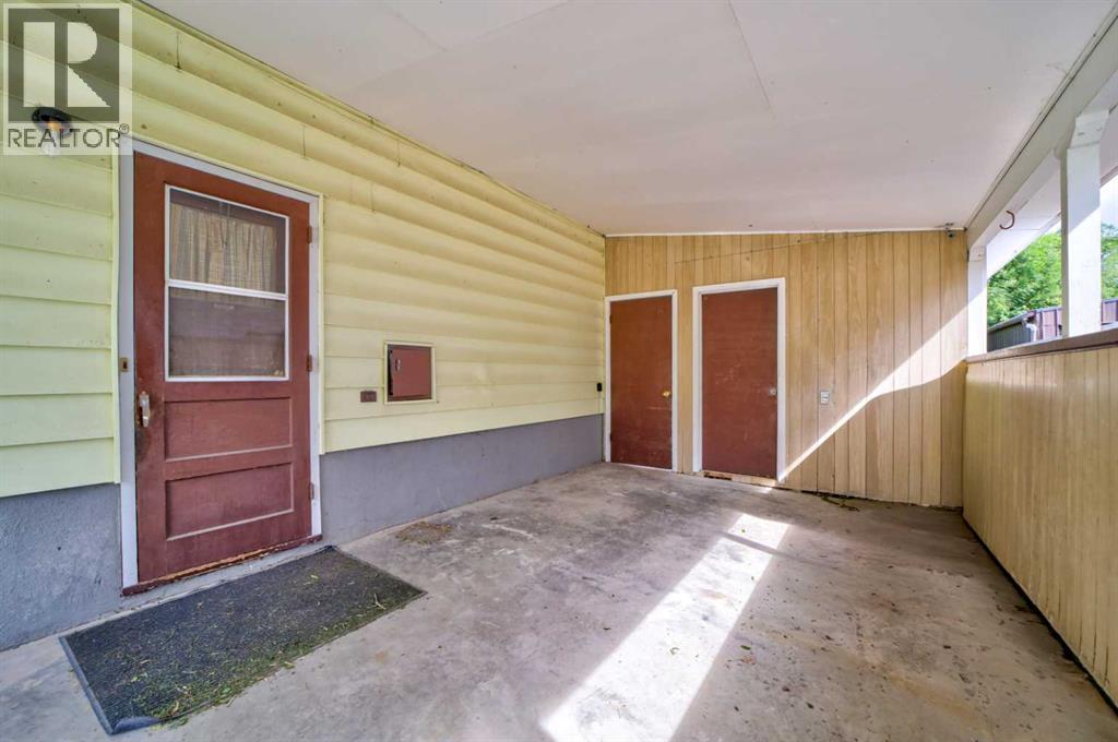 461 Main Street — photo 32