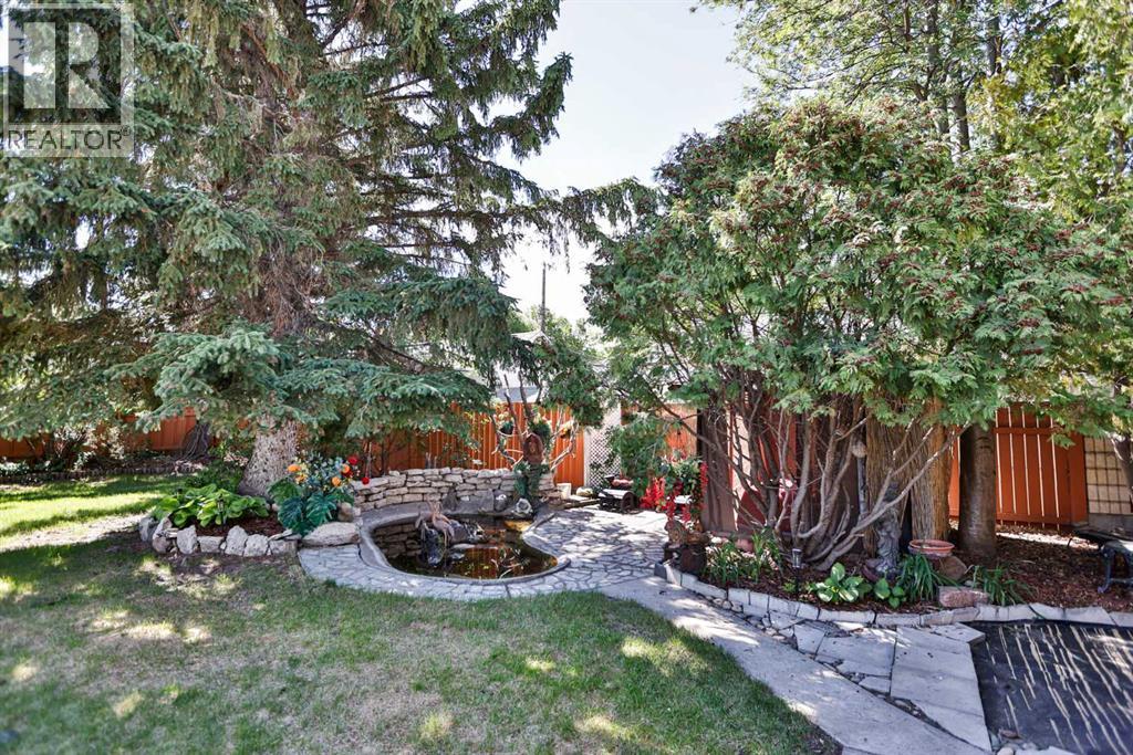 1021 7 Street N — photo 27