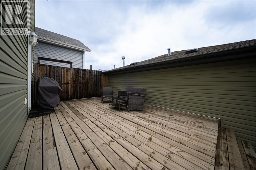 604 Athabasca Avenue — photo 41