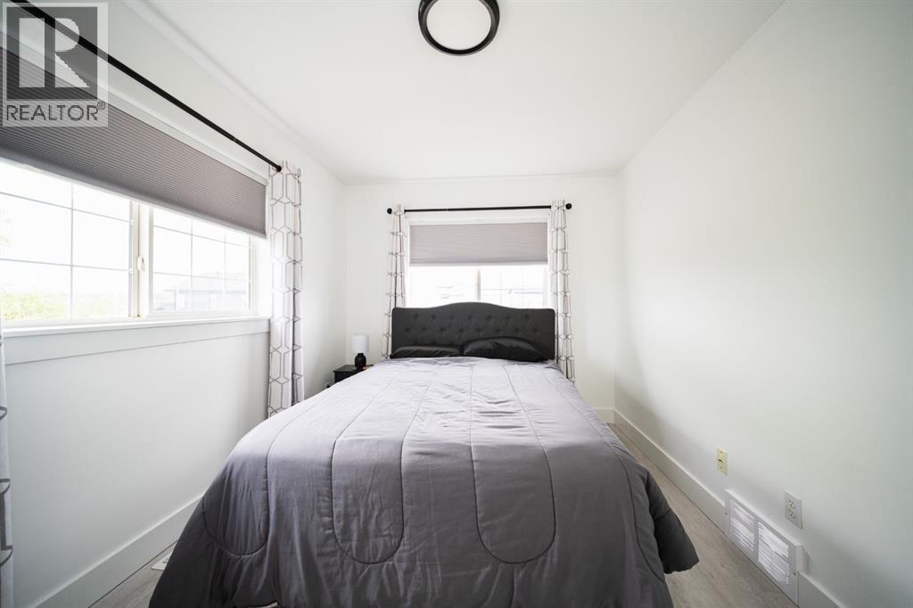 604 Athabasca Avenue — photo 29