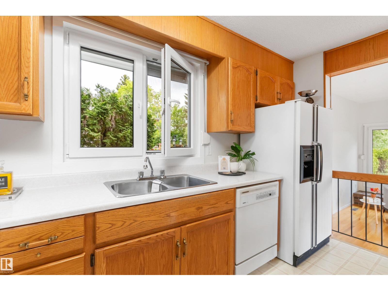 115 HARRISON DR NW — photo 18