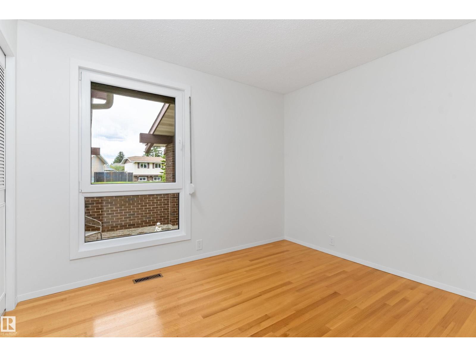115 HARRISON DR NW — photo 23