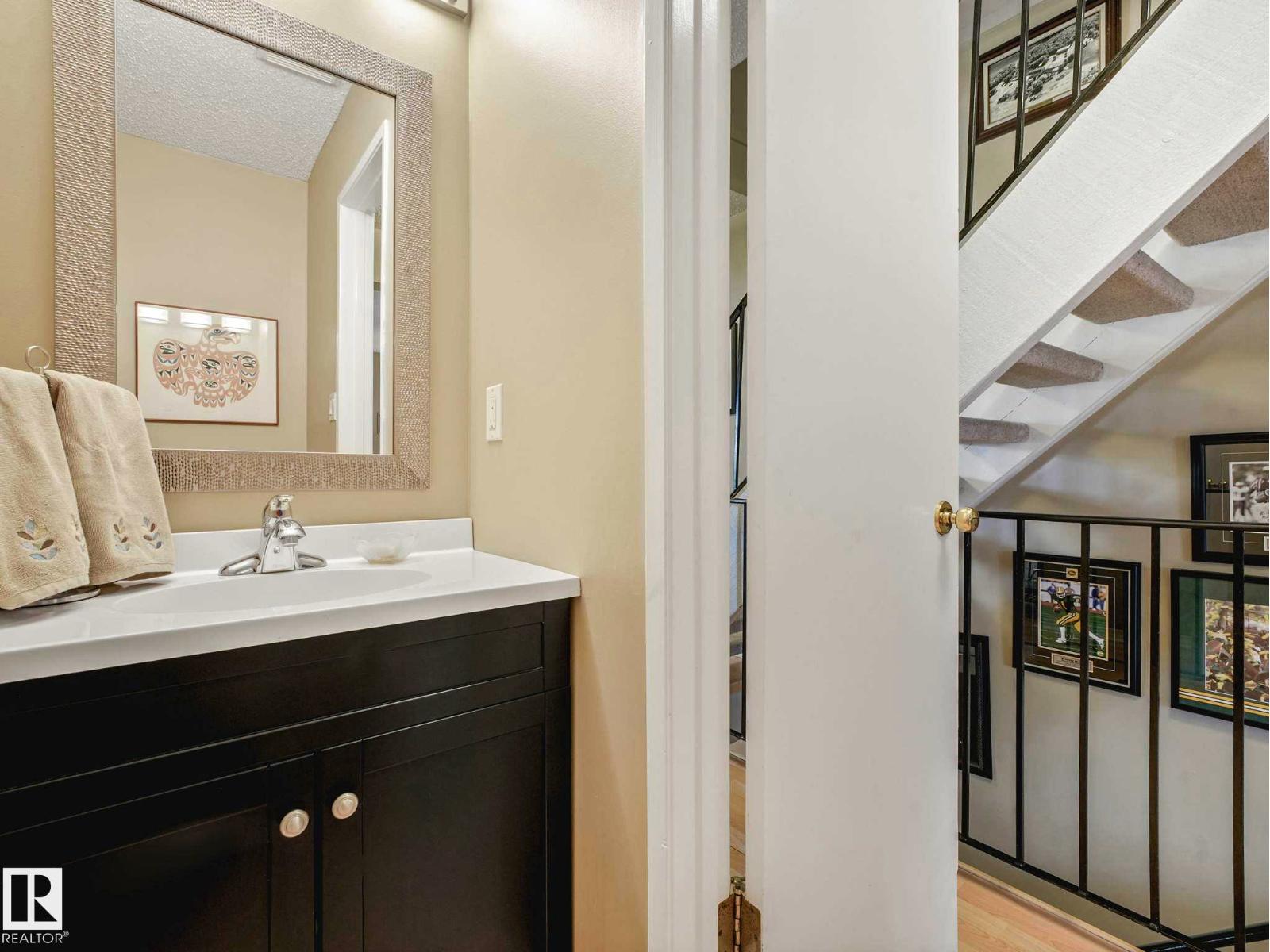 151 TUDOR LN NW — photo 17