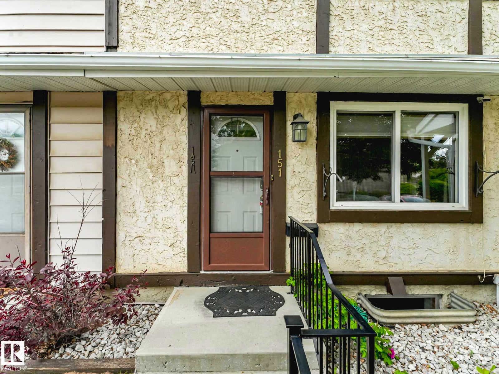151 TUDOR LN NW - photo 3