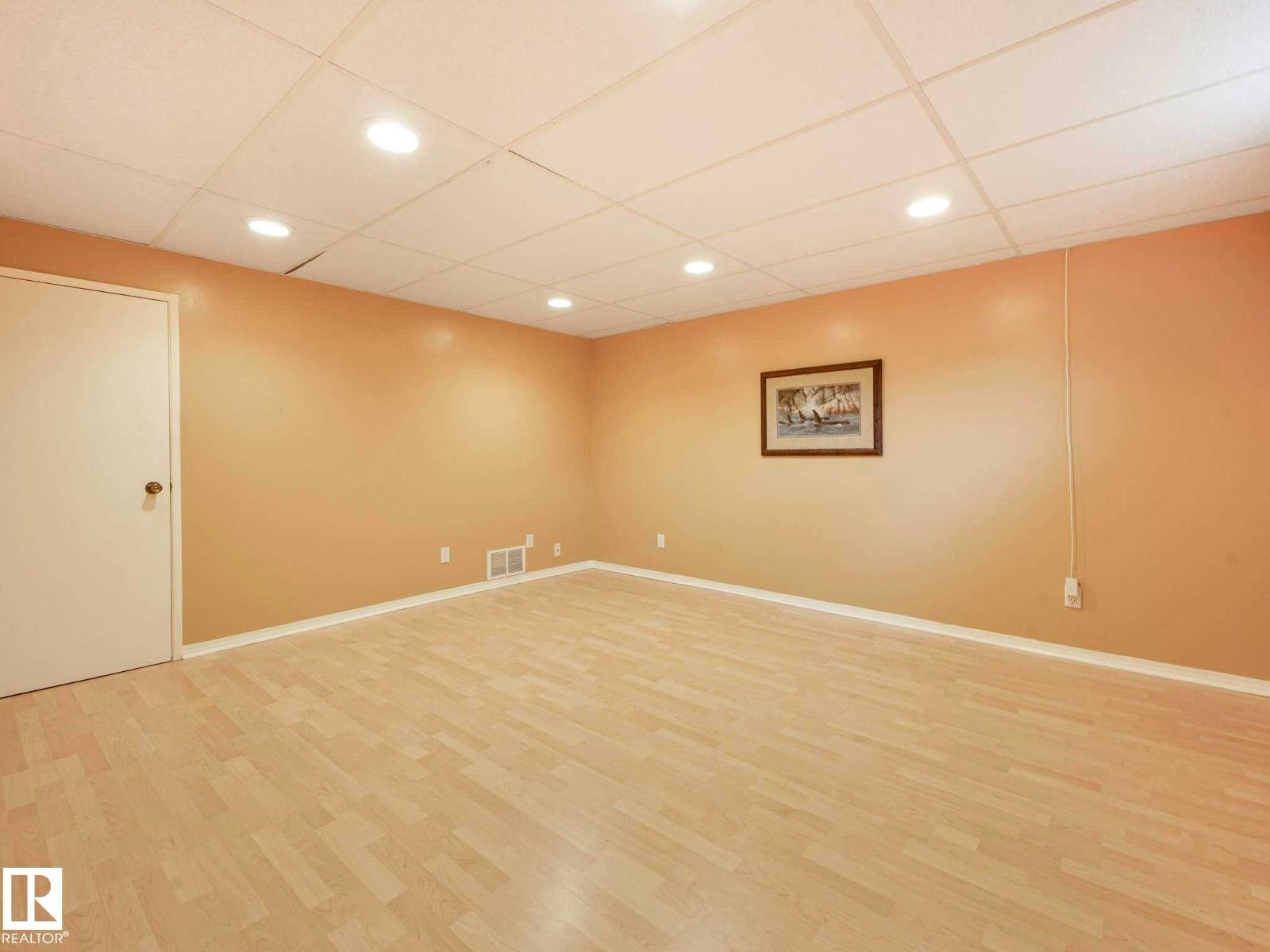 151 TUDOR LN NW — photo 32