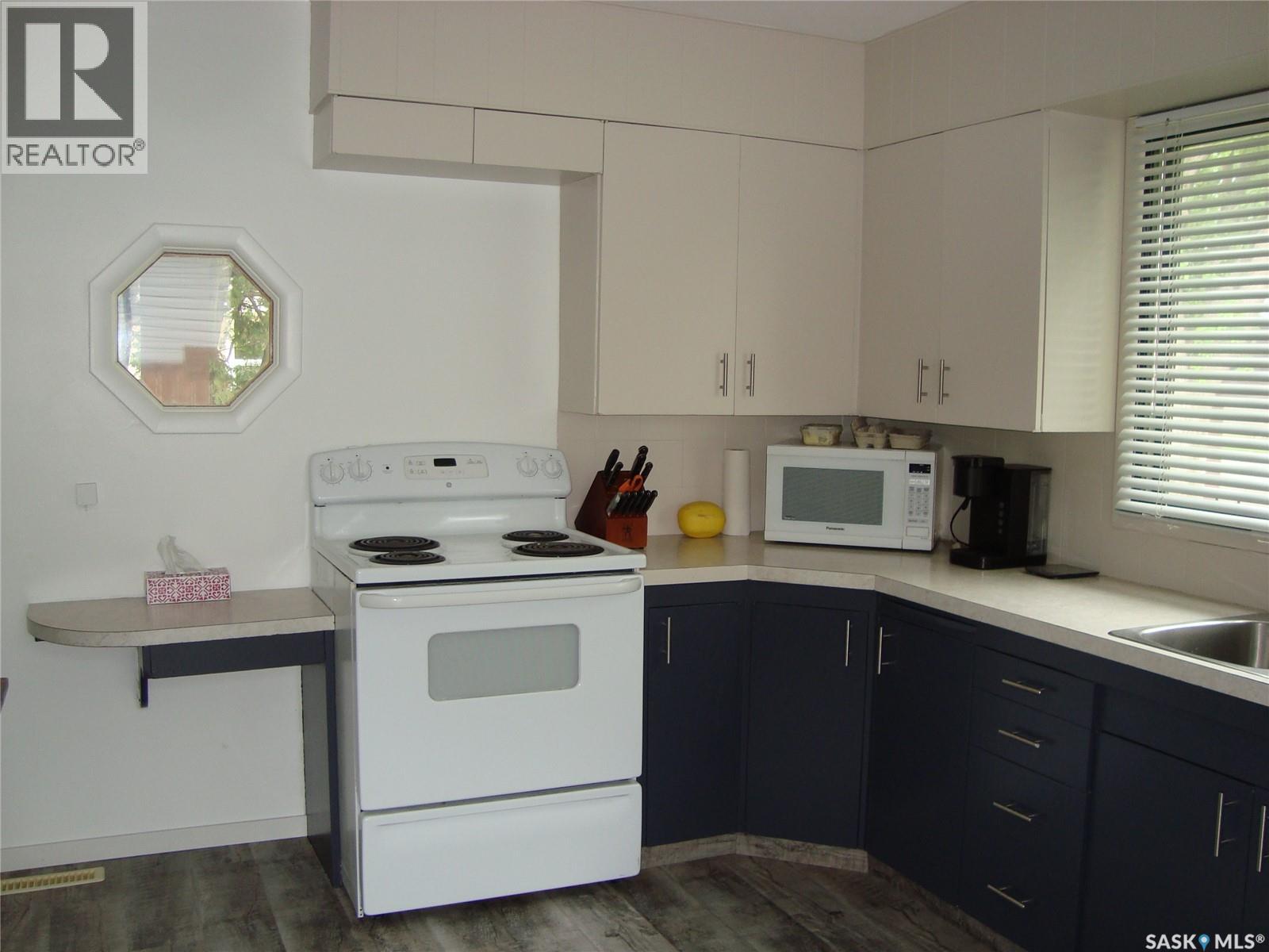 1430 Taylor DRIVE — photo 6