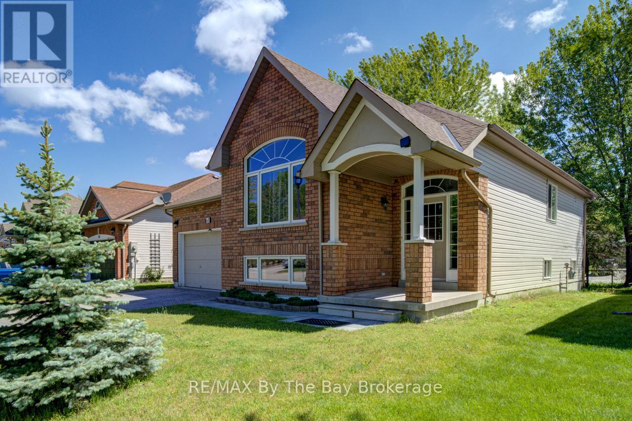 65 ROSE VALLEY WAY - 25