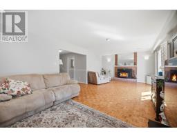255 John Street, Toronto, ON M9N1K1 Photo 18