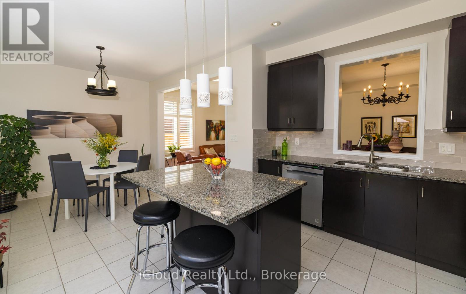 954 PENSON CRESCENT - 21