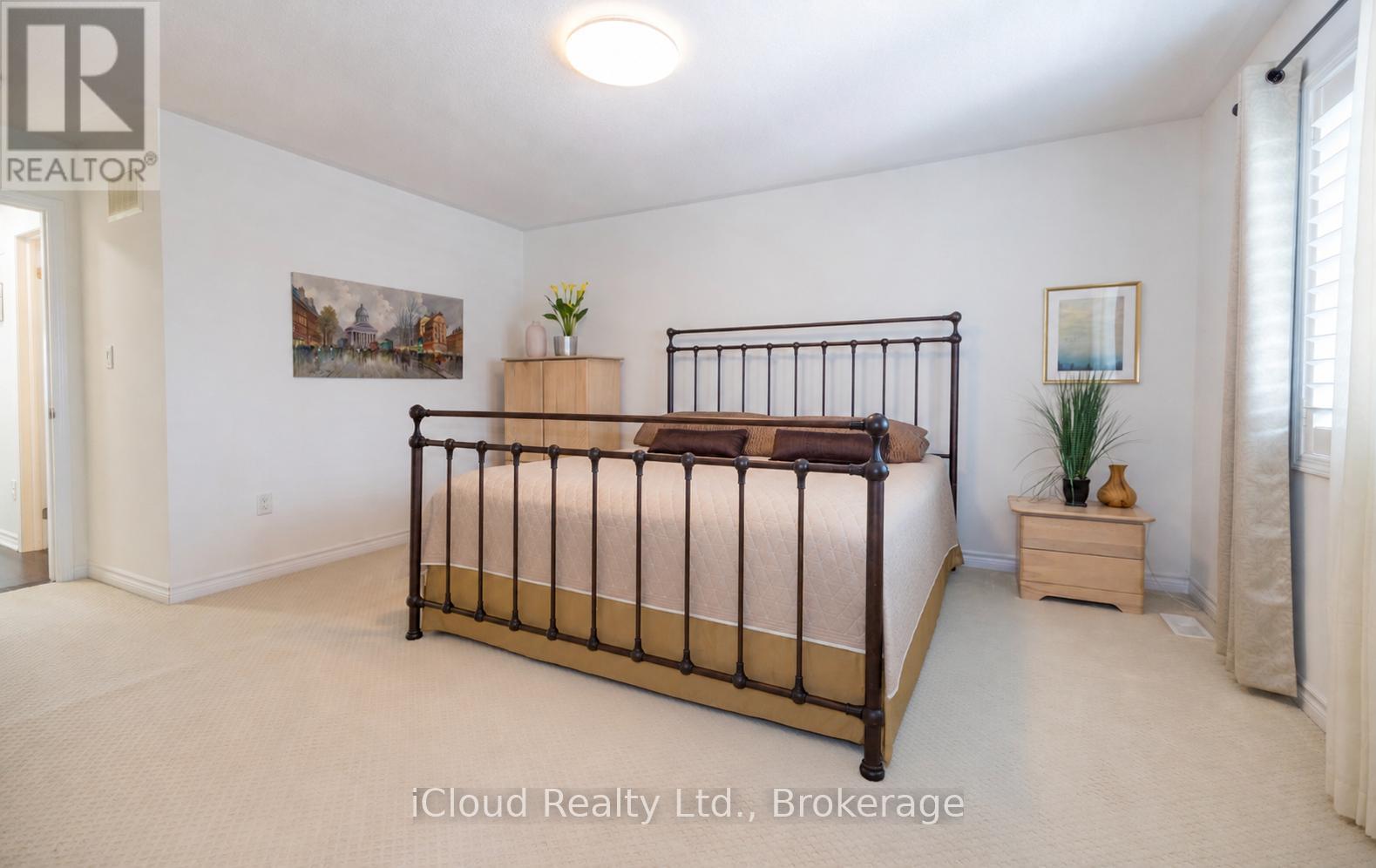 954 PENSON CRESCENT - 33