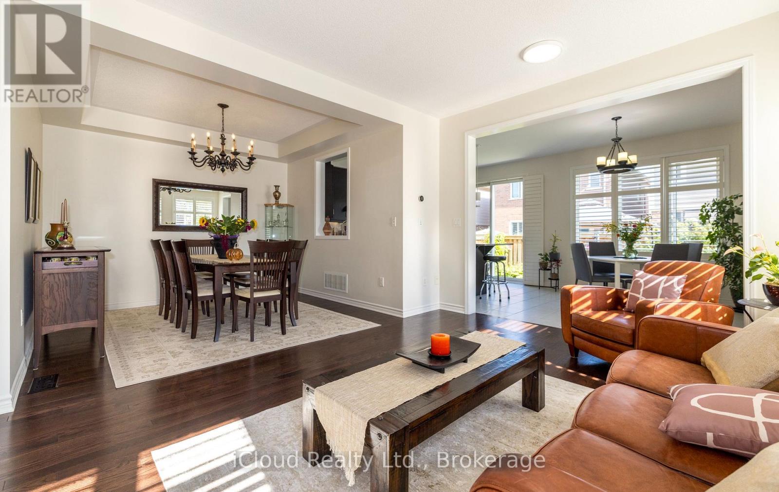 954 PENSON CRESCENT - 6