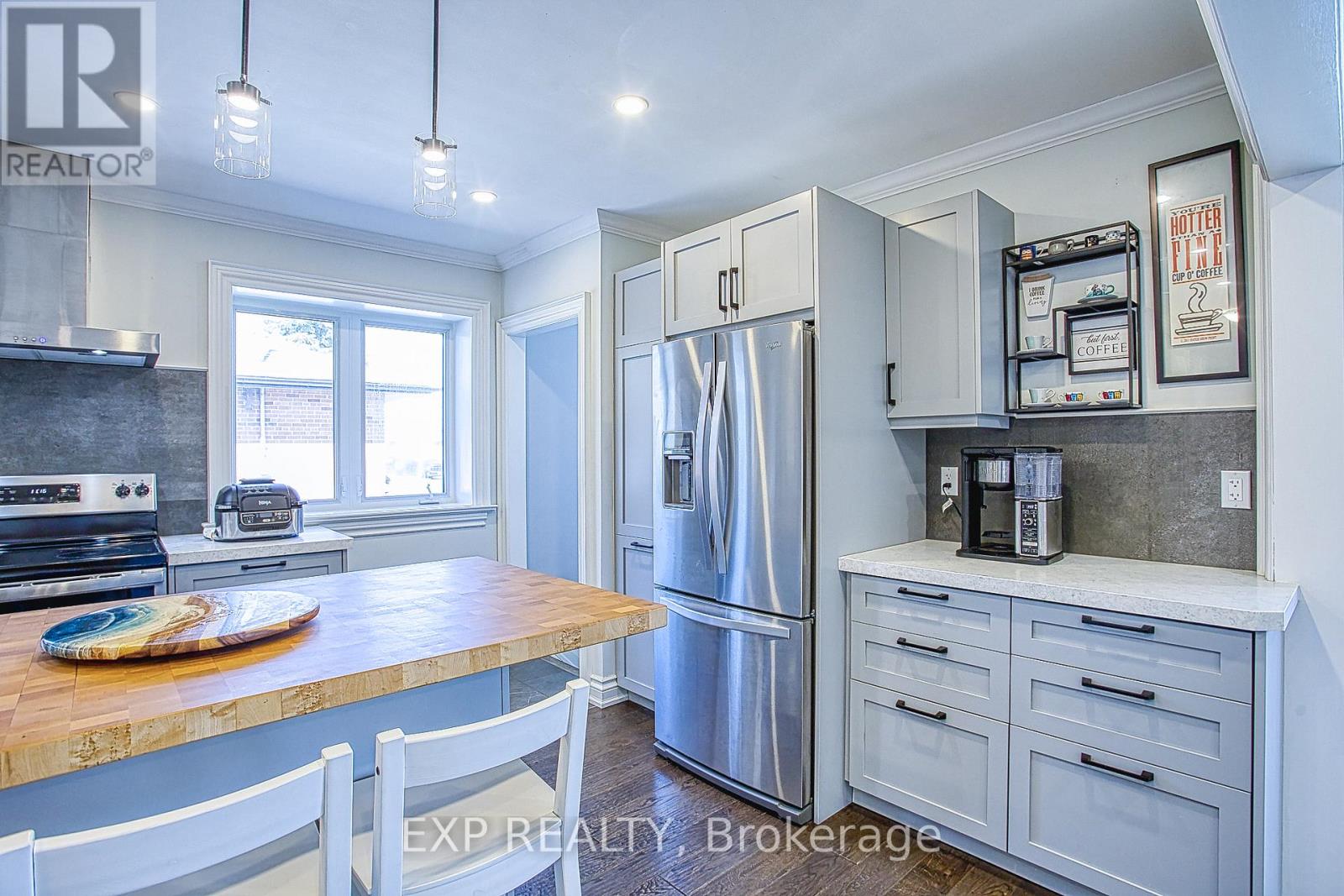 90 PRINCE CHARLES DRIVE - 10