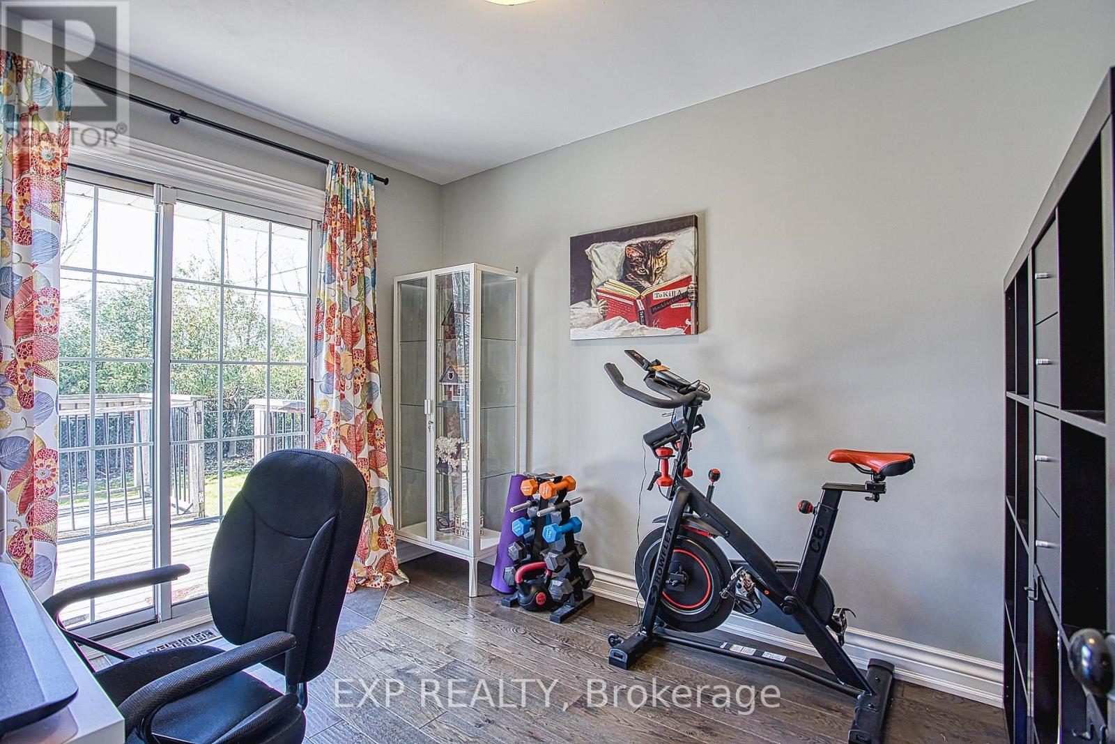 90 PRINCE CHARLES DRIVE - 18
