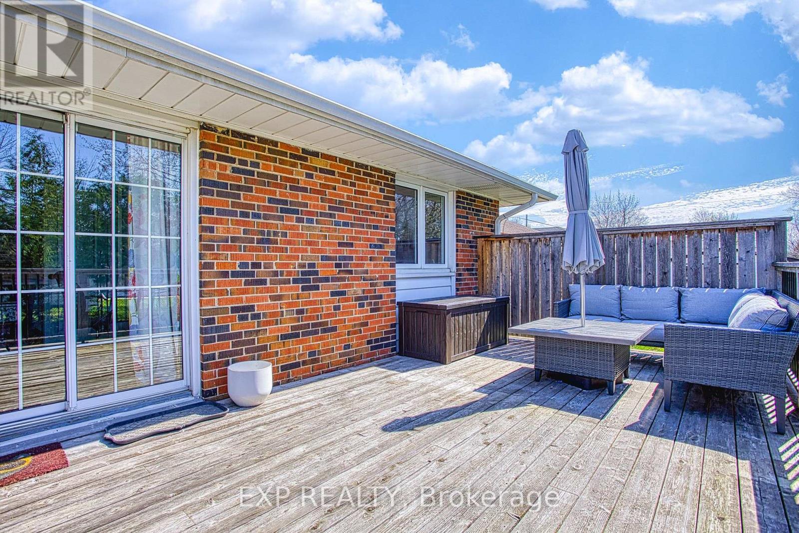 90 PRINCE CHARLES DRIVE - 35