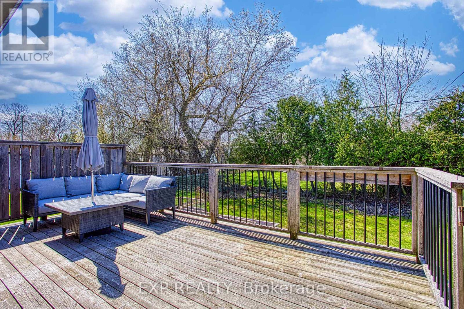 90 PRINCE CHARLES DRIVE - 37