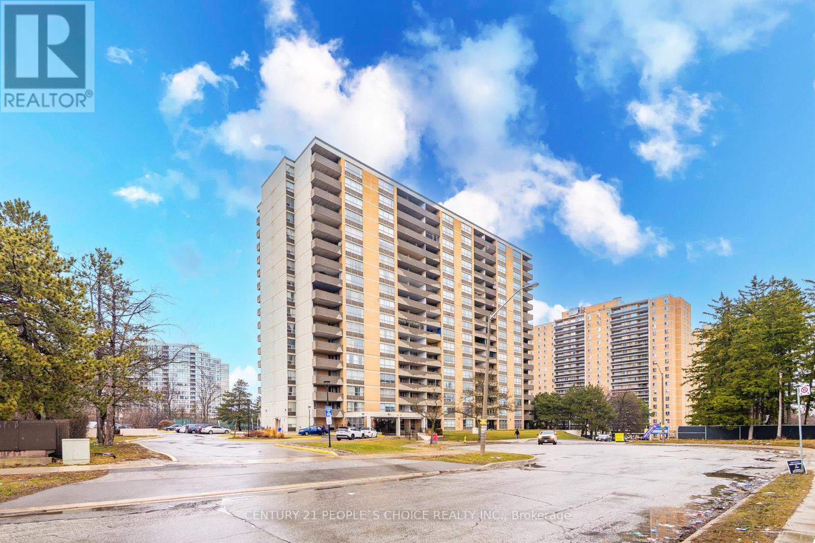 #910 40 PANORAMA COURT - 1