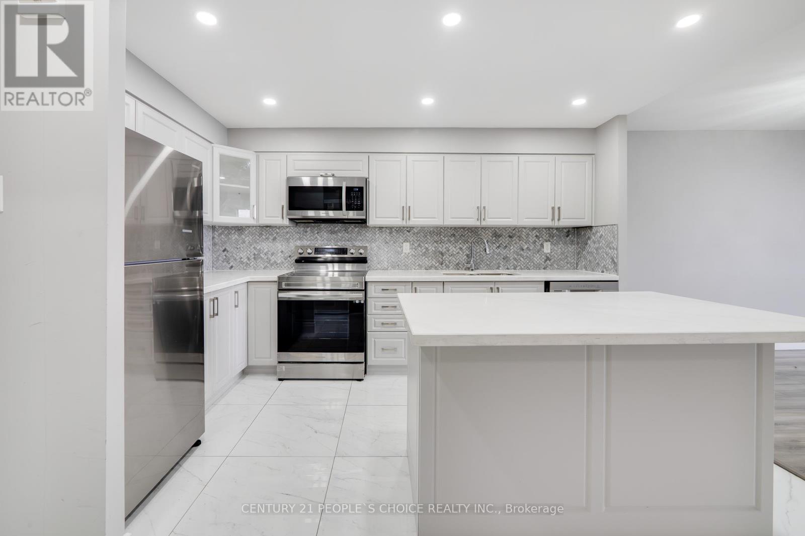 #910 40 PANORAMA COURT - 15