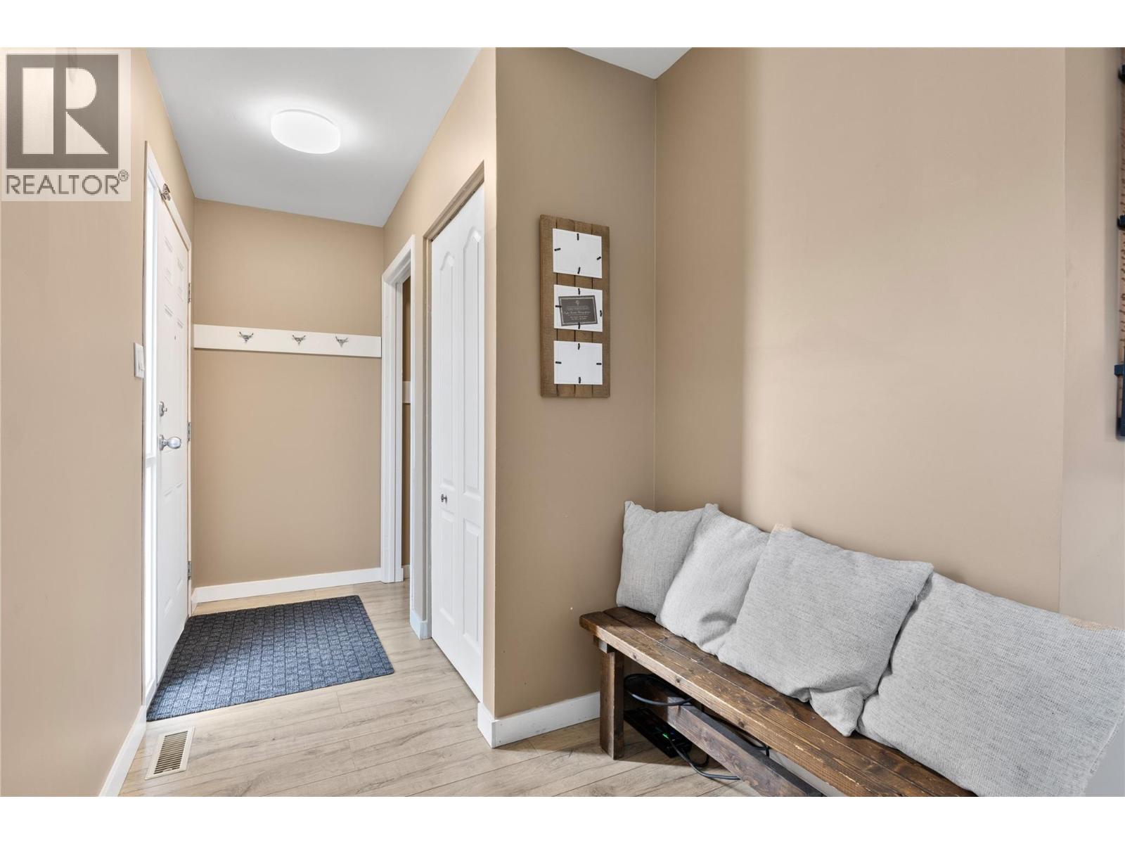 368 WADDINGTON Drive - 19