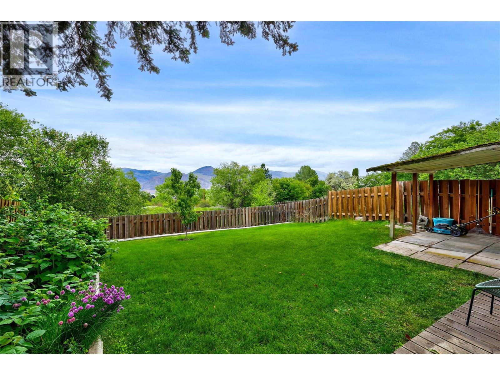 368 WADDINGTON Drive - 28