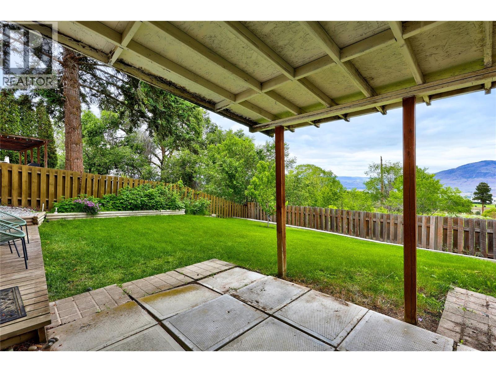 368 WADDINGTON Drive - 4