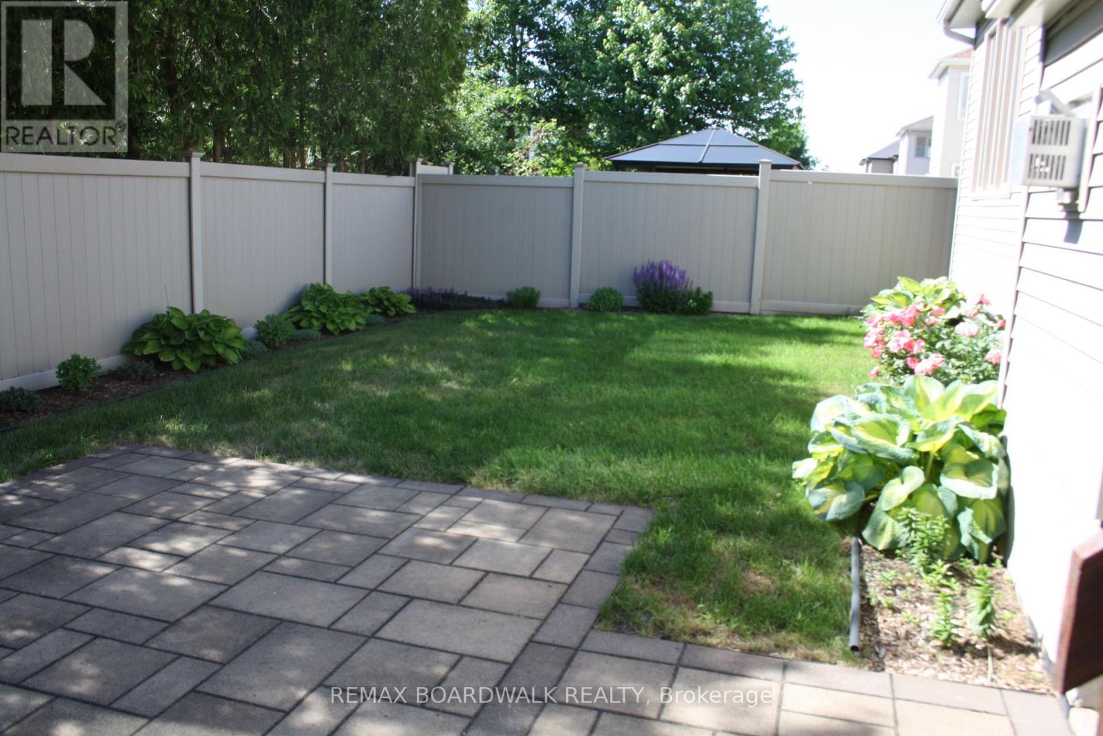 1861 MICKELBERRY CRESCENT - 4