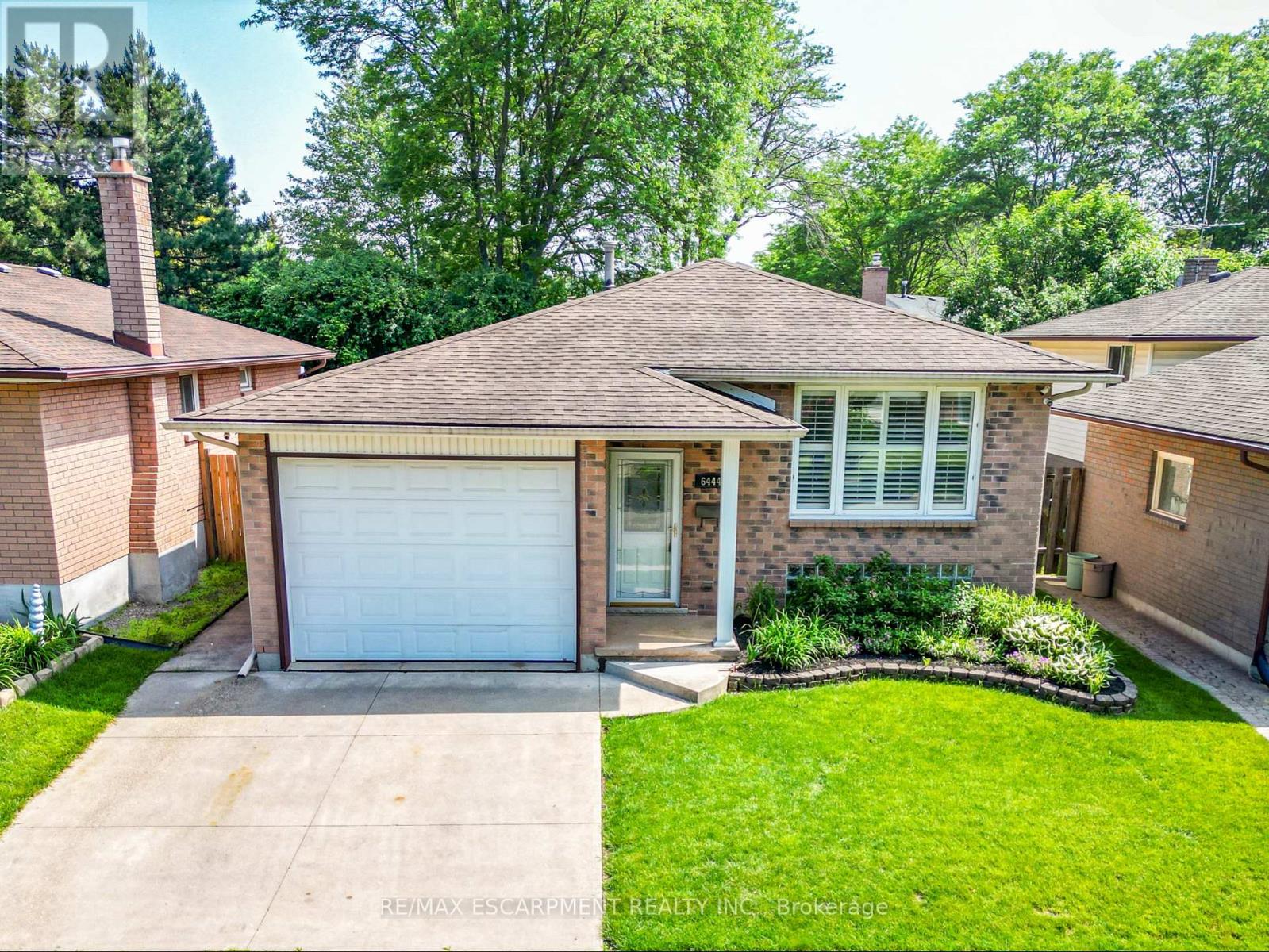 6444 ARMSTRONG DRIVE - 1