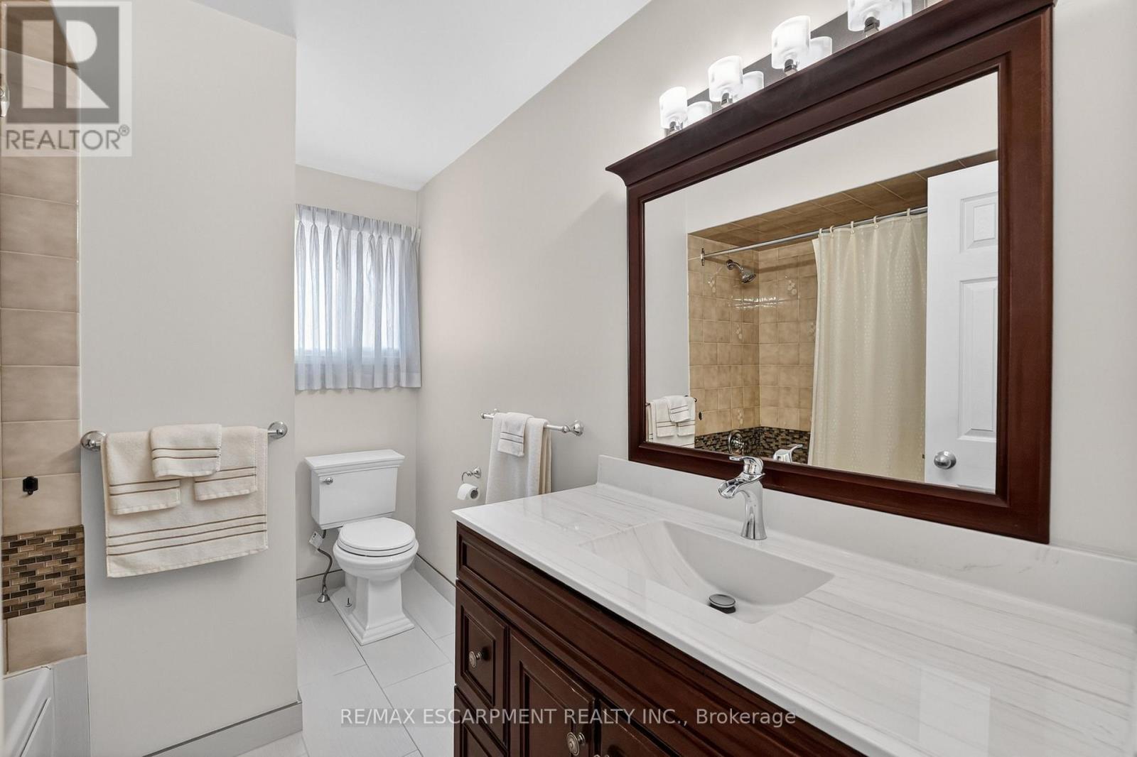 6444 ARMSTRONG DRIVE - 13