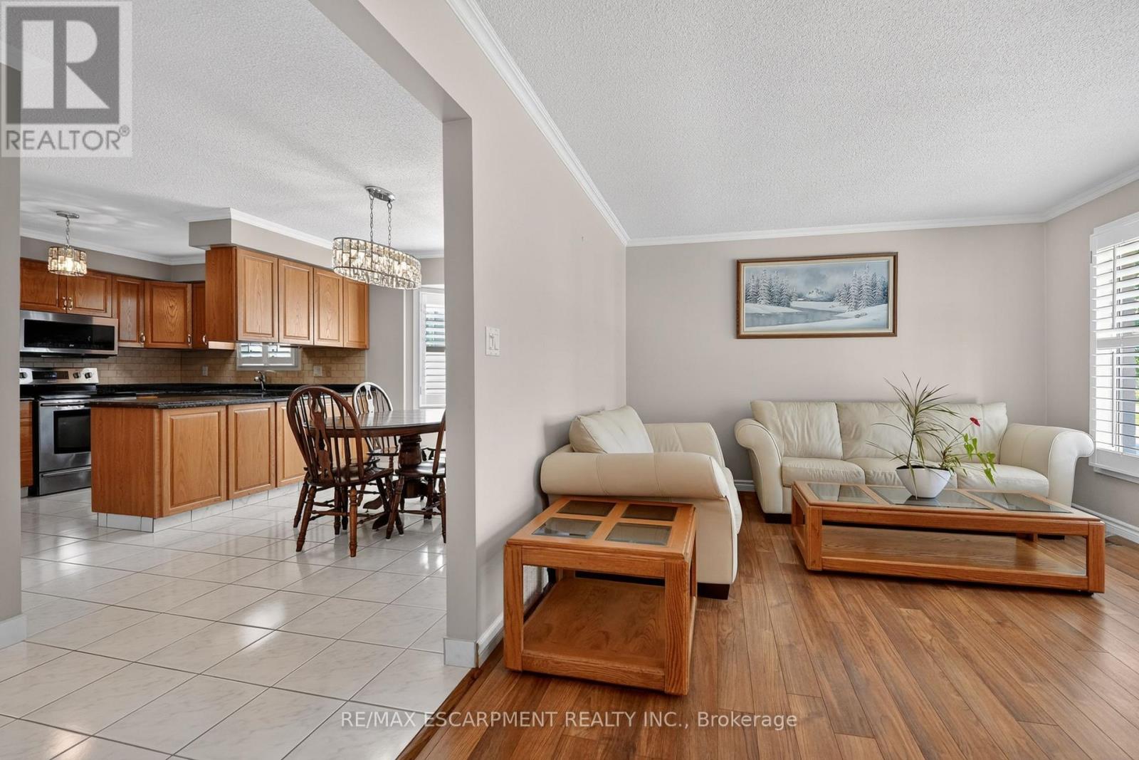 6444 ARMSTRONG DRIVE - 6