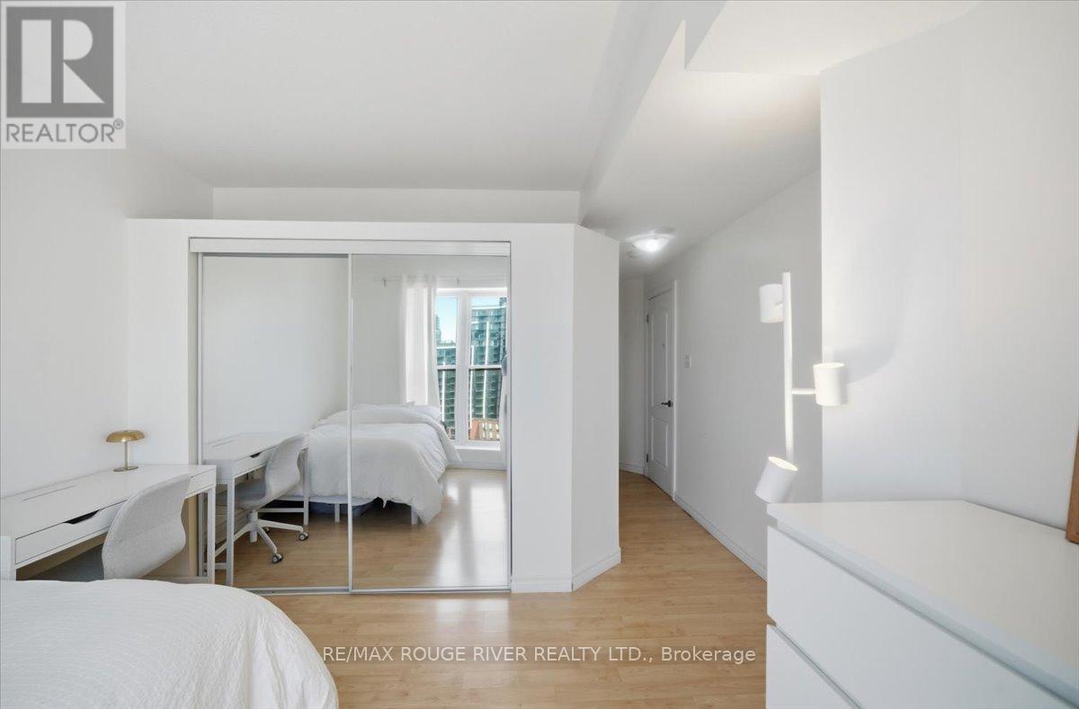 #1401 135 JAMES STREET S - 30